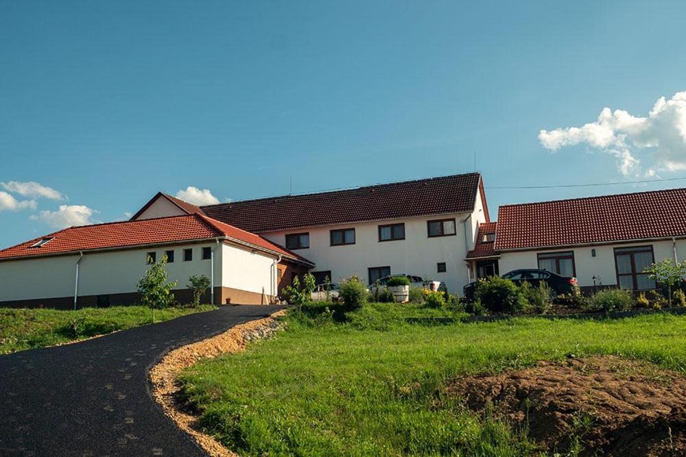 Alsoszuha Lovas Vendeghaz Bed and Breakfast Buitenkant foto